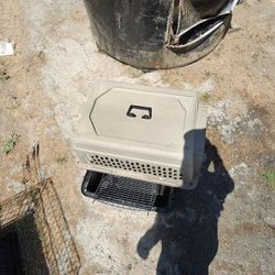 DOG CAGE 