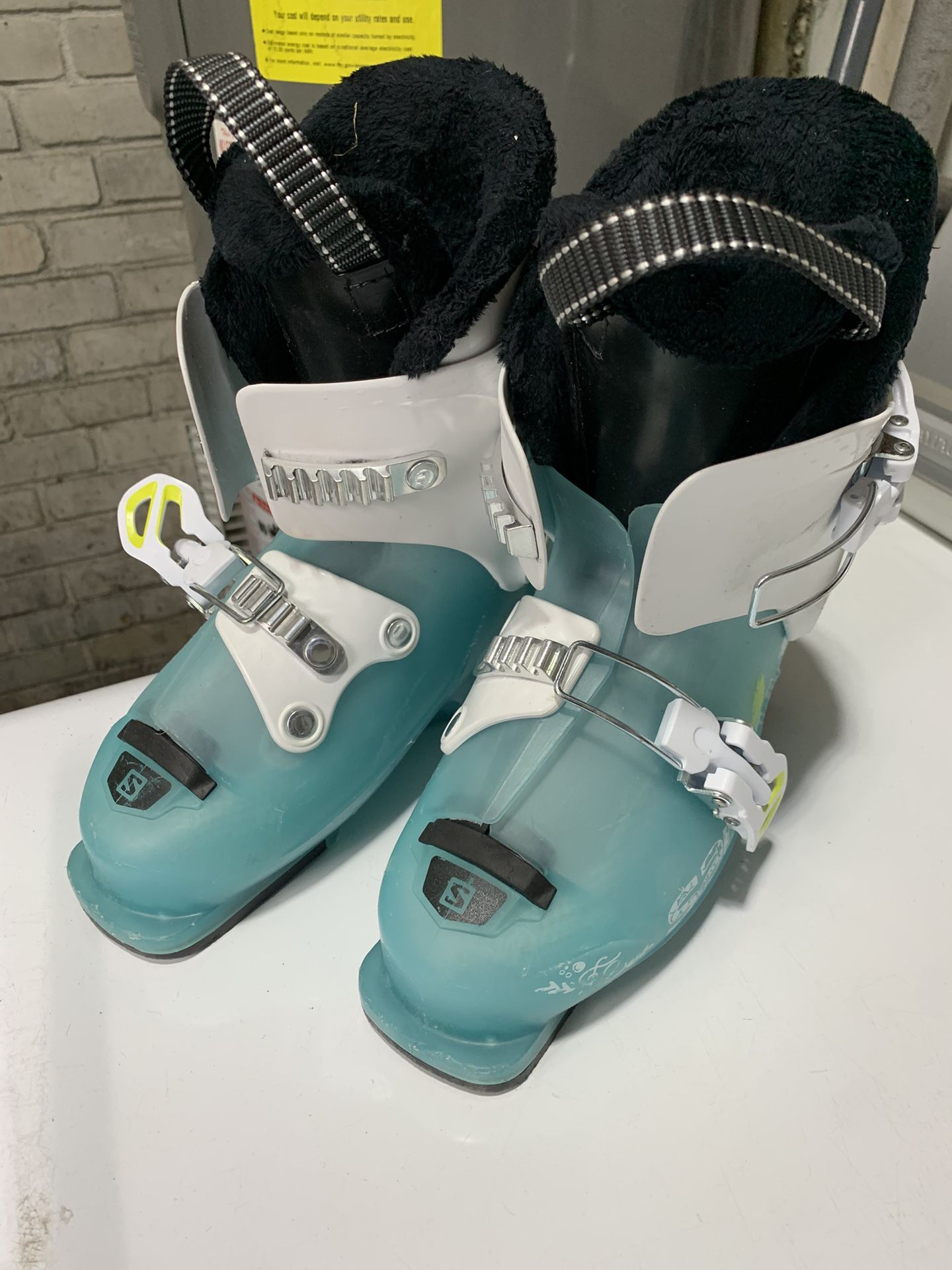 Salomon Kids Ski Boots