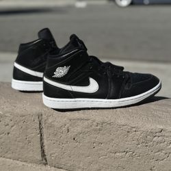 Black And White Air, Jordans