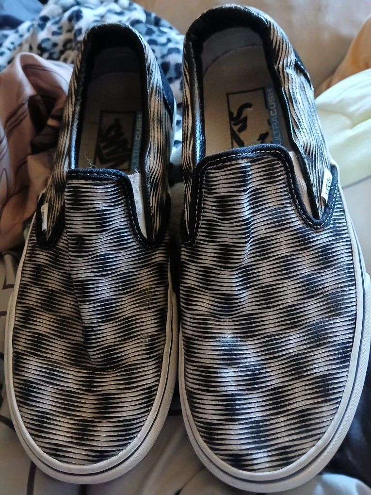 Vans Monochrome Striped Slip-On Sneakers