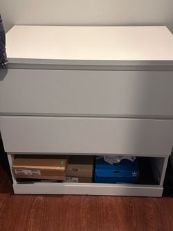 drawer dresser, white