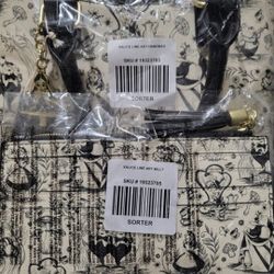 Loungefly Alice And Wonderland Purse Set