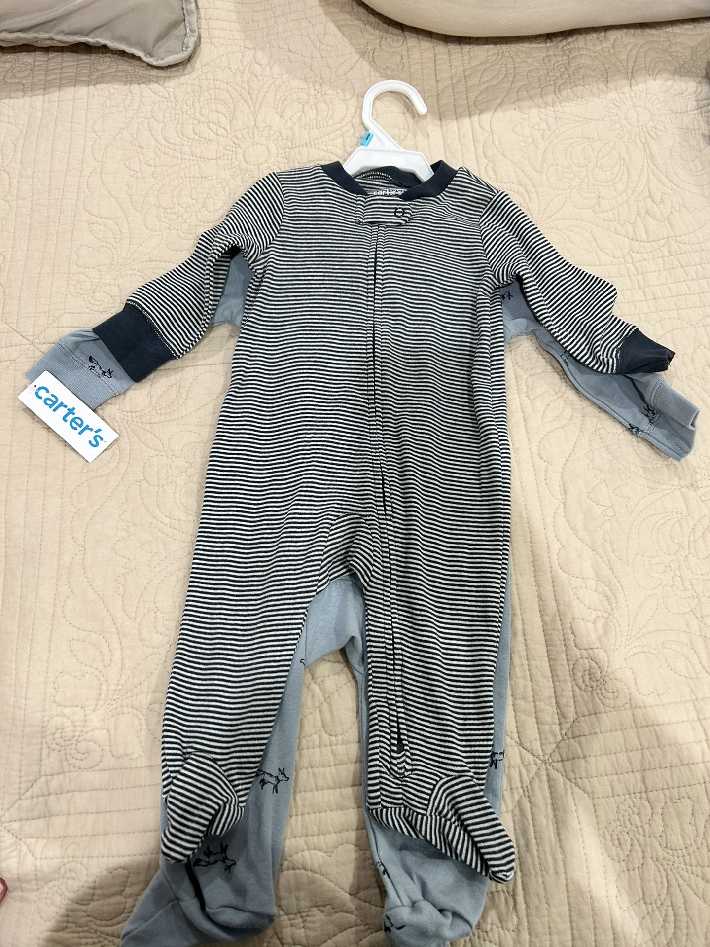 Carter’s 6 Months Clothing