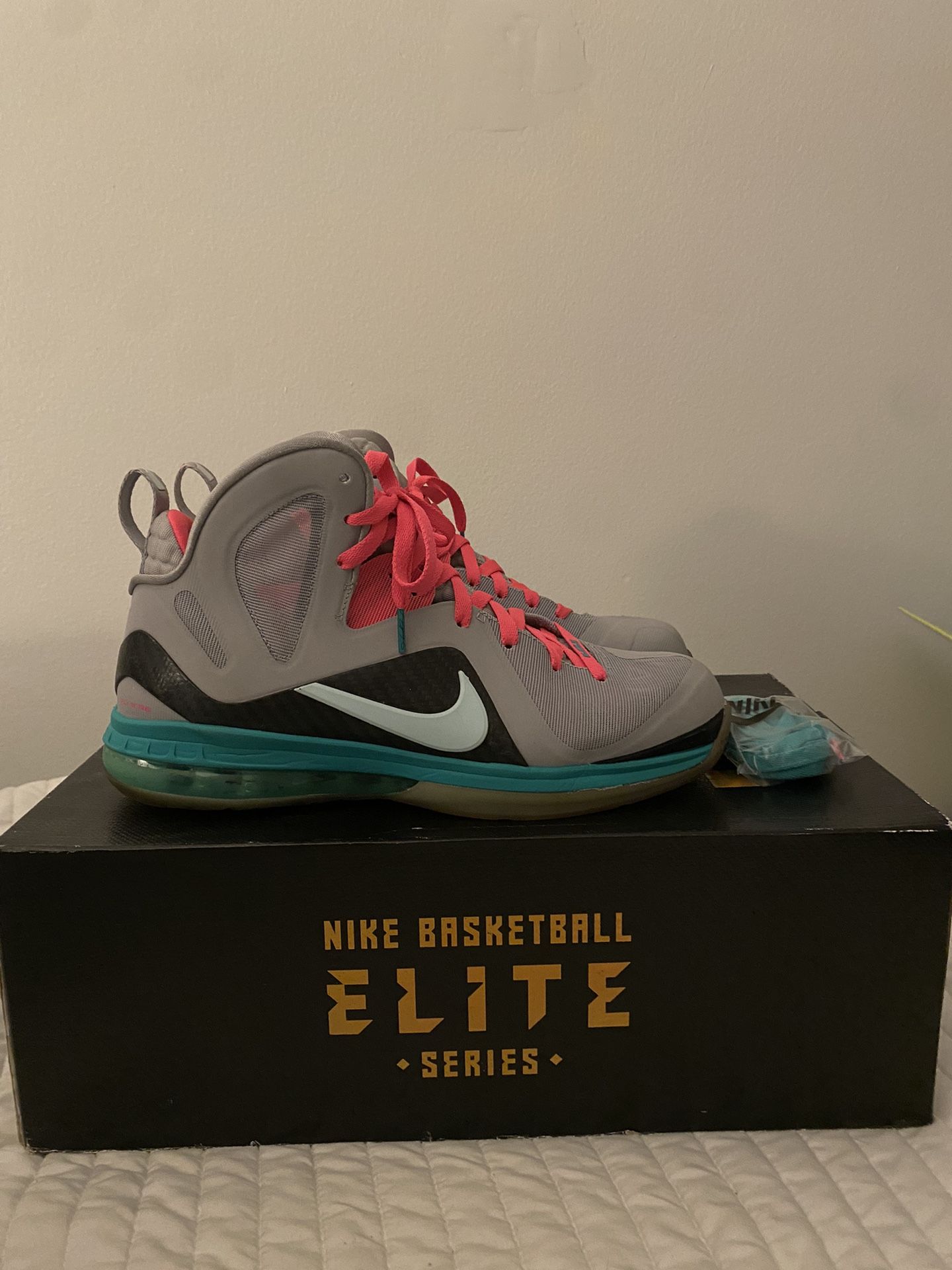 Lebron 9 P.S. Elite ‘South Beach’