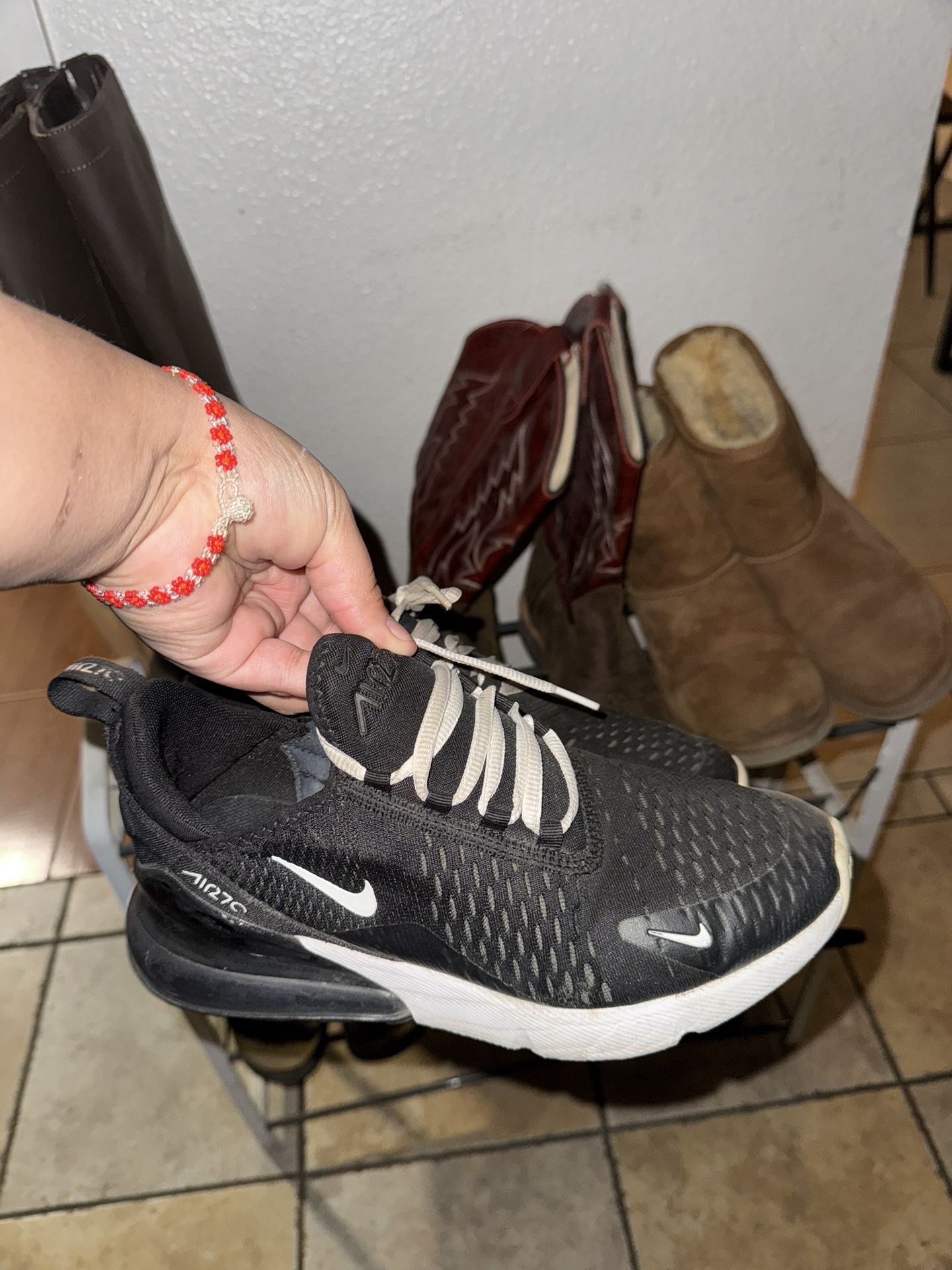 Free Mixture Of Women’s Shoes