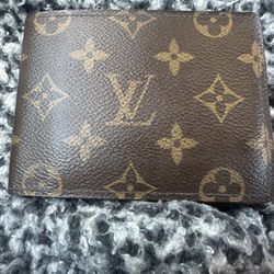 Louis Vuitton Wallet - Authentic