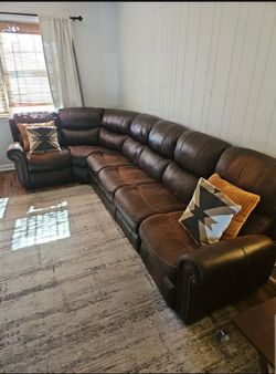 Large brown leather sectional! Must go!