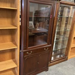Vintage Corner Curio Shelf (in Store)