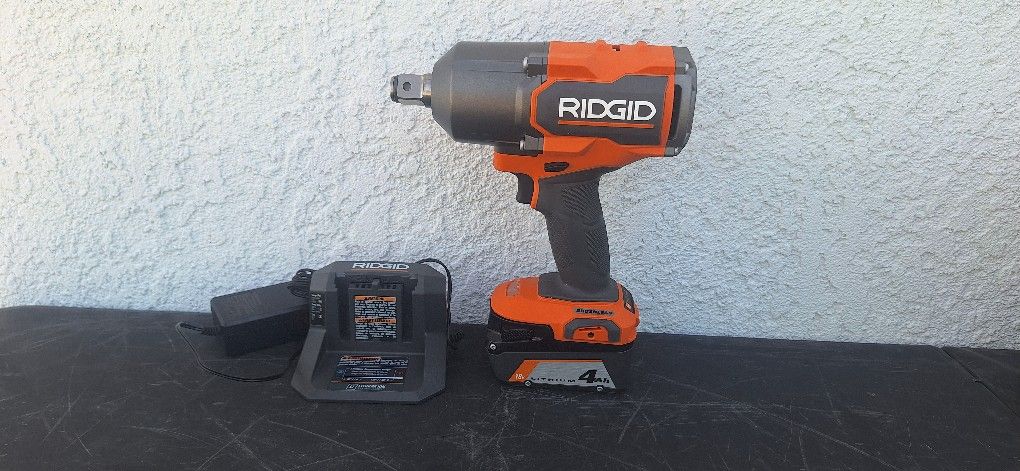Impact Wrench Ridgid With Battery And Charger
