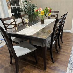 Dinning table 