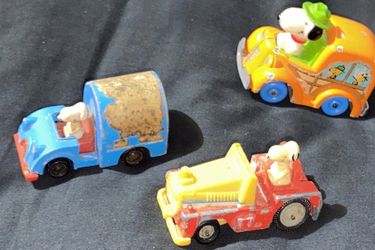 Vintage Snoopy Peanuts 1/64 Diecast Cars 1960’s and 80’s (READ DESC)
