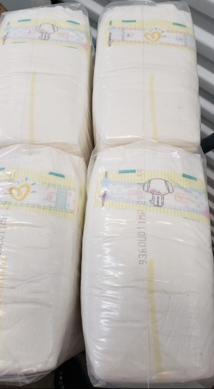 Pampers Swaddlers Diapers, Soft and Absorbent, Size 2, 124 ct
