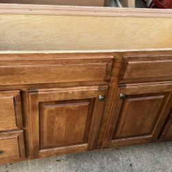 Bertch Bath Solid Walnut 60” Single Bowl Vanity