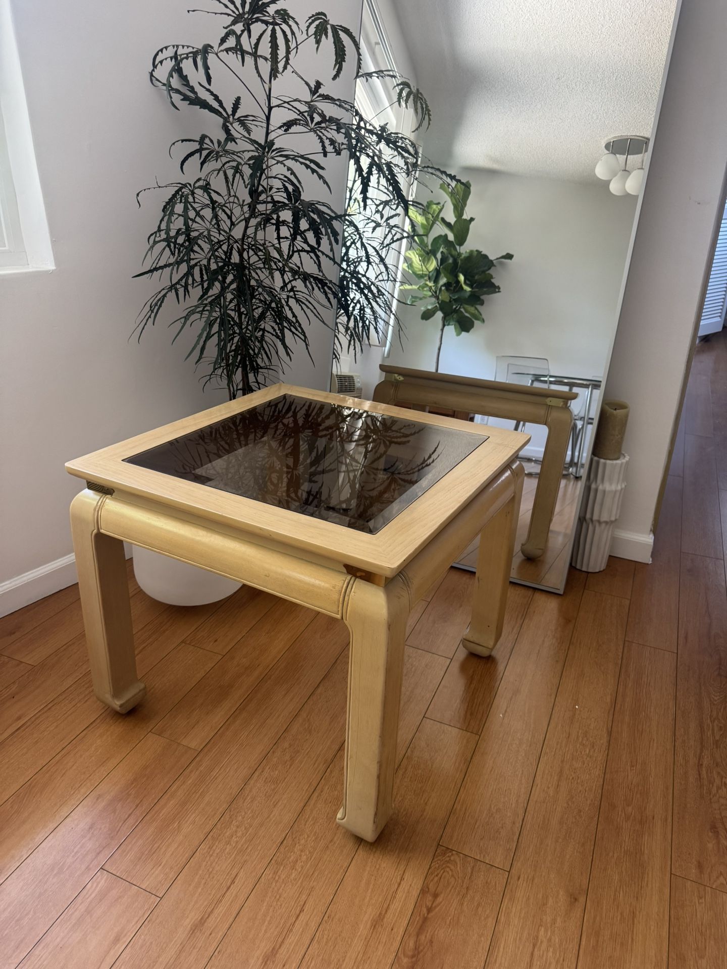 MCM End/side table