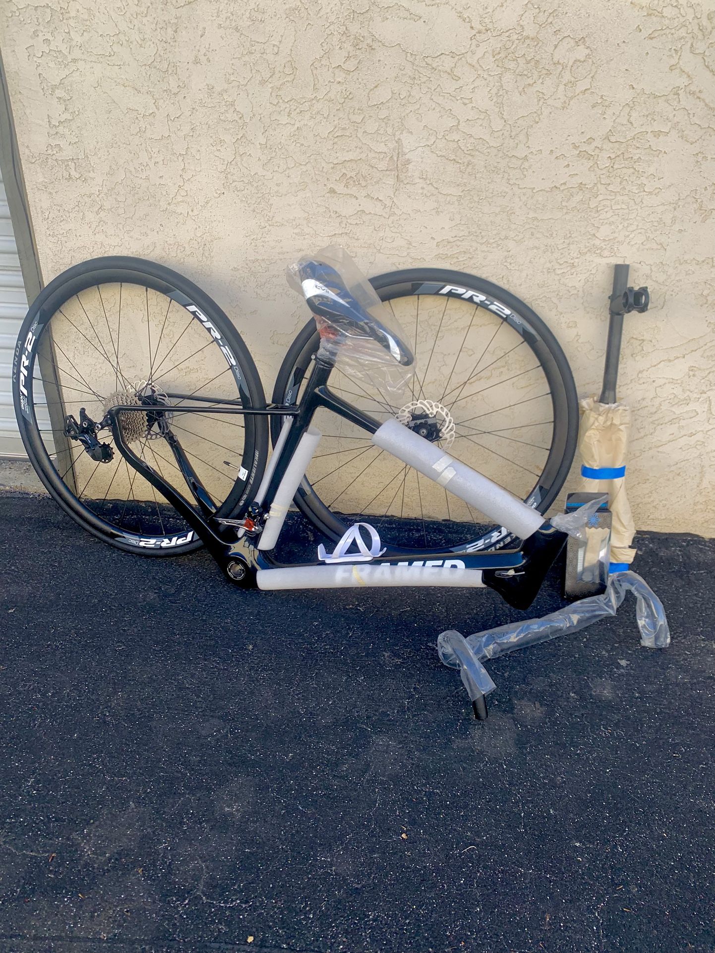 New Carbon Endurance Road Bike Rolling Frame + Additional Parts