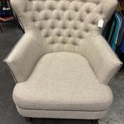 Tufted Accent Chair LIKE NEW 