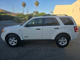 2008 ford escape hybrid 4cyl fwd 80k milles just smog cold ac clean title one owner reg current located in pomona 9o9236I97o runs good no problems rea