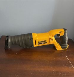 Dewalt Sawzall 20V. $90 Firm Price 🔥🔥 Tool Only 🔥