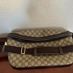 Crossbody $799 🌺Gucci🌺
