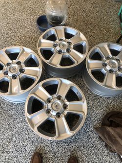 2020 Tundra SR5 wheels BRAND NEW
