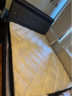 Full bed frame