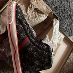 Gucci Shoes