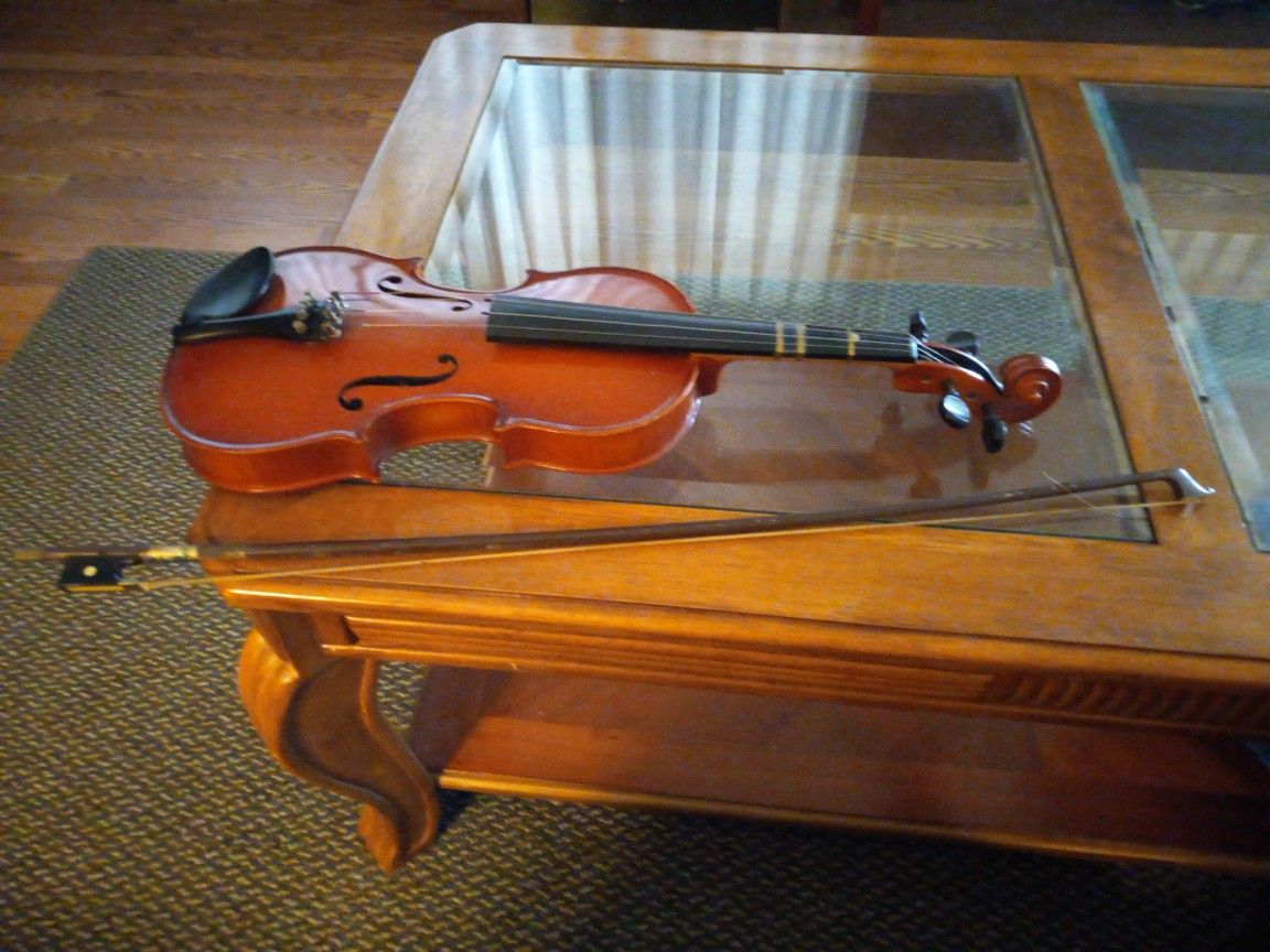 ANTONIUS STRADIVAR VIOLIN