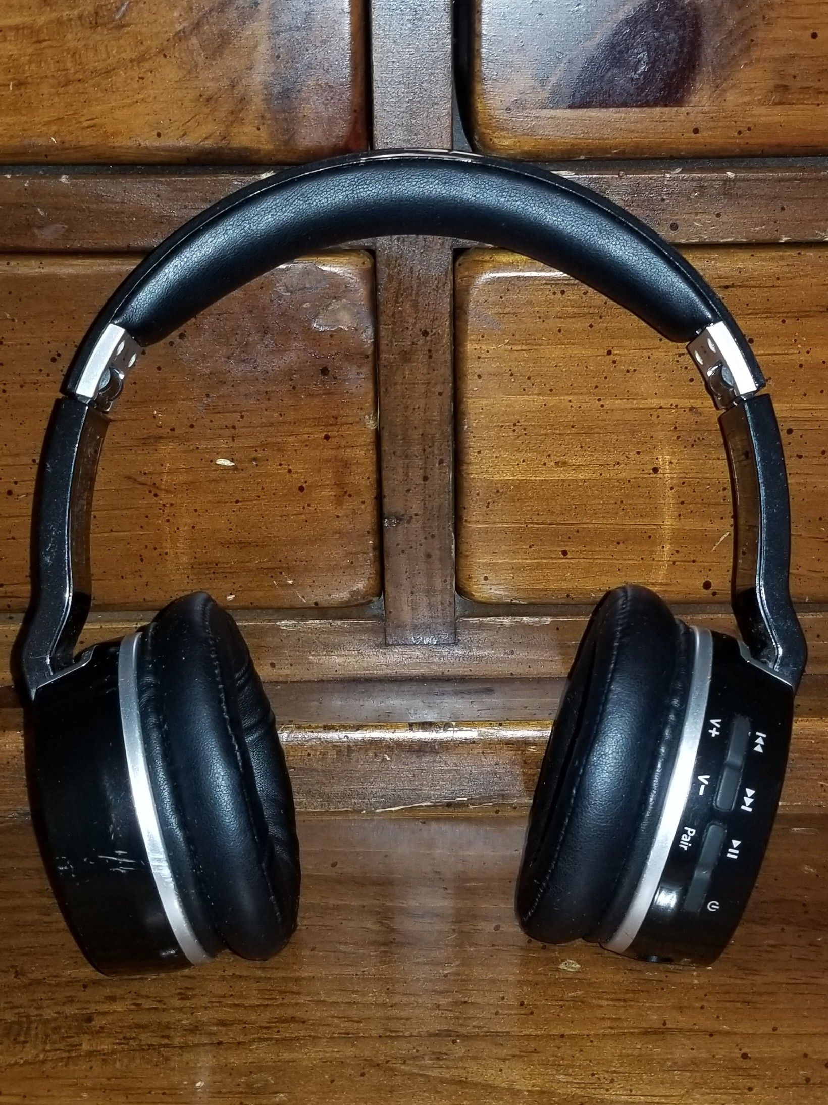 Nakamichi BTHP02 - Over Ear Bluetooth Headphones - Black