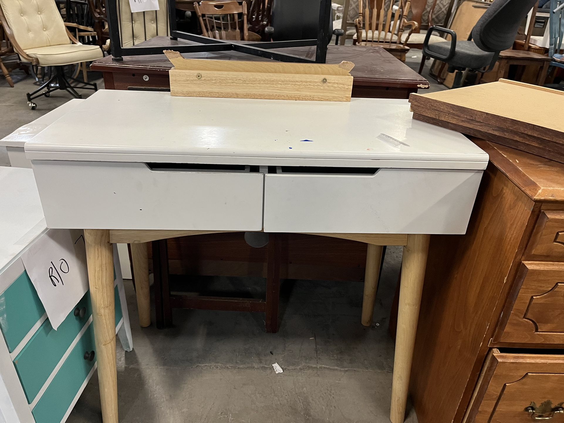 Table/Desk $21