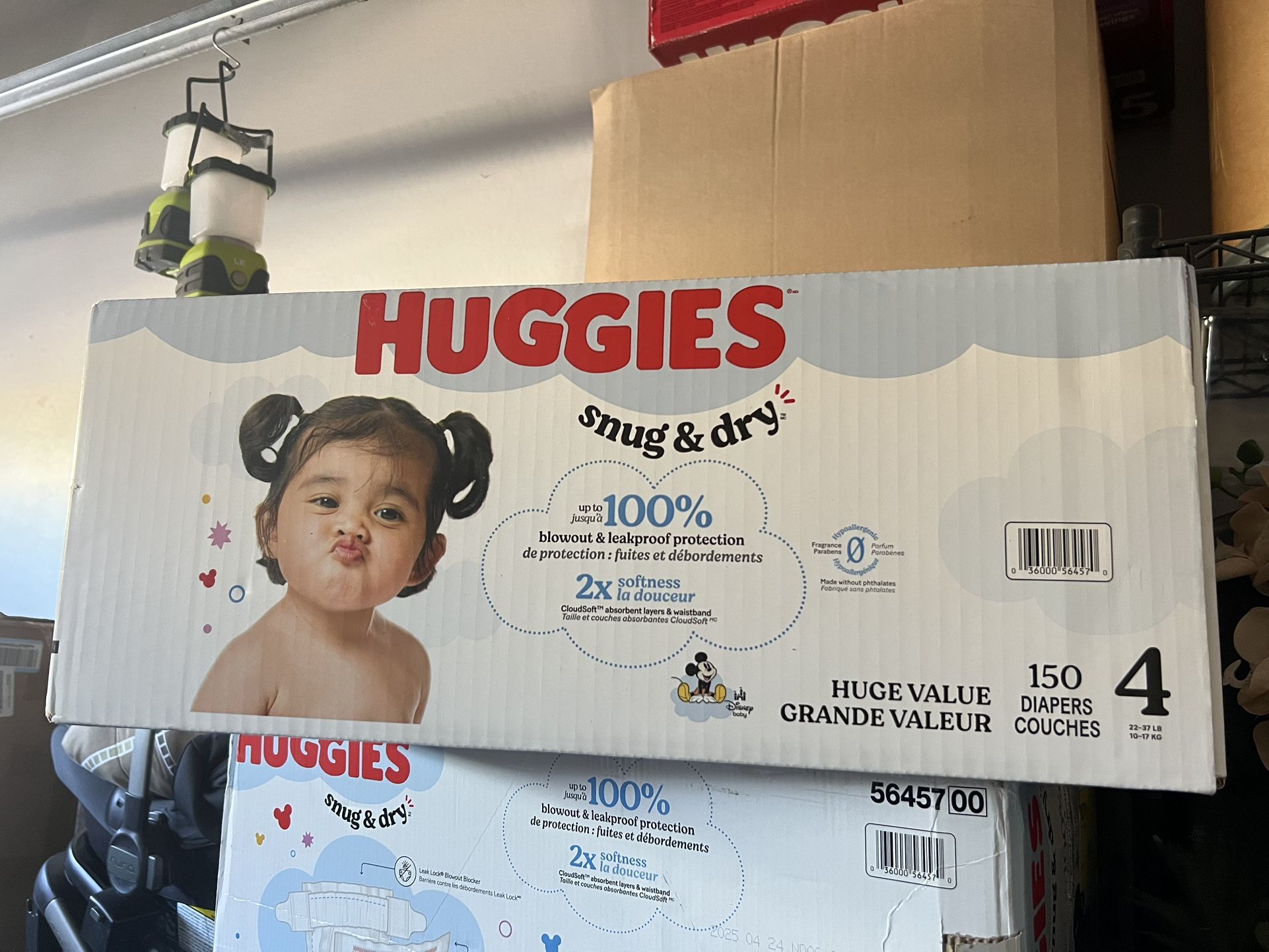 Huggies snug & Dry size 4