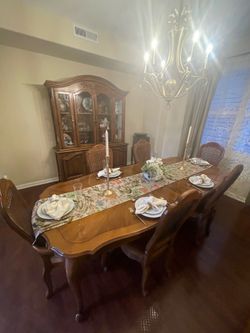Dining Table Set Includes Buffet and Hutch