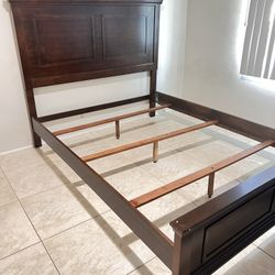 Frame Queen Size Nuevo En Caja No Incluye Colchones 