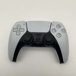 PlayStation DualSense® Wireless Controller - White