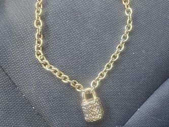 ✨Coach Lock Necklace ✨