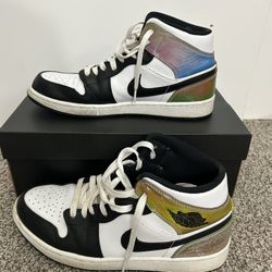 Air Jordan 1 Mid SE, DM7802 100 Black/White High-Top Sneakers with hologram 