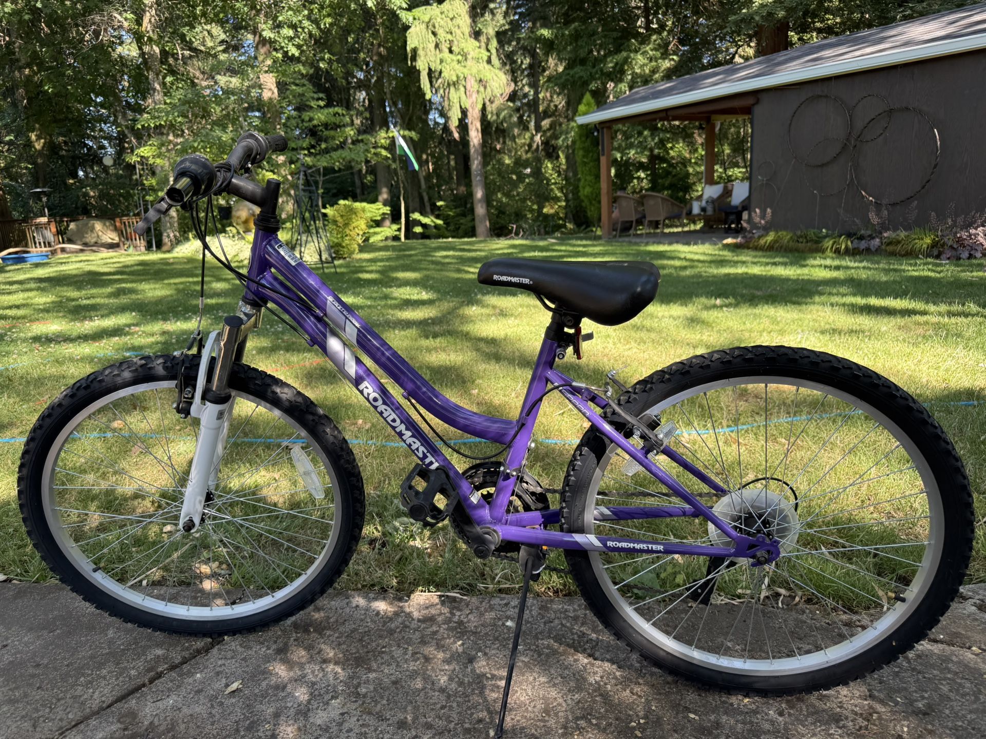 24 inch girls mountain bike