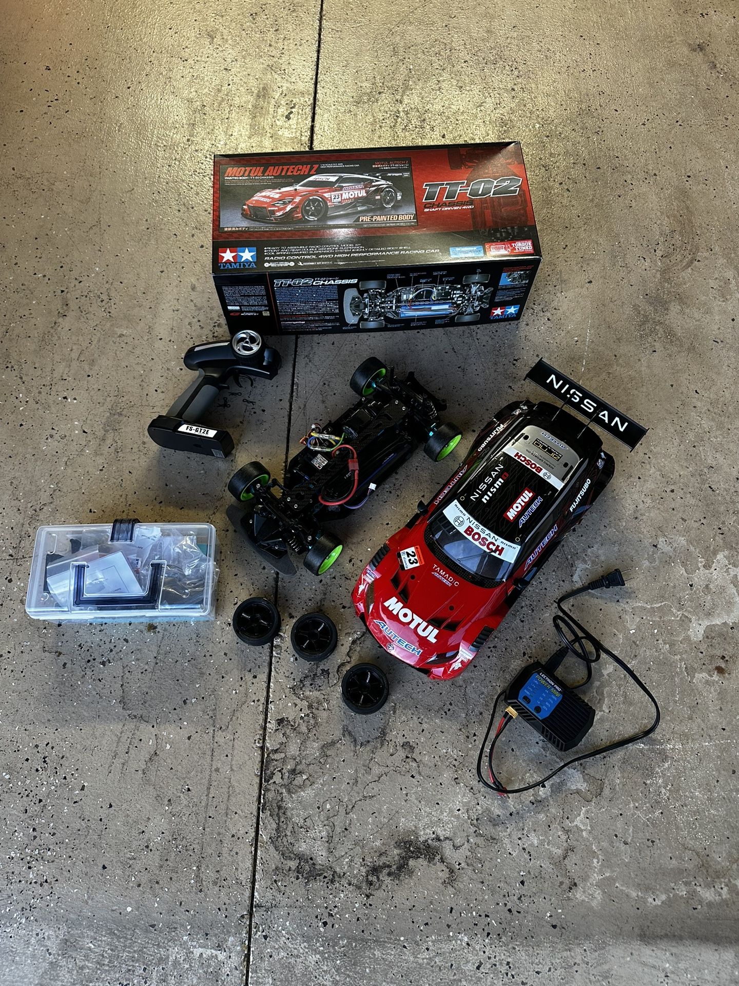 🏁 Drift-Ready Tamiya TT-02 Nissan GT-R RC Car – Complete Setup 🏁