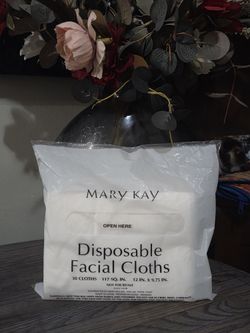 Mary Kay 30 Disposable Facial Cloths