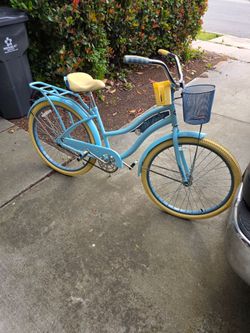 Woman's beach cruiser.