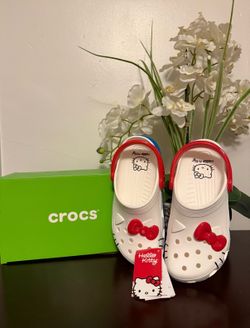 Hello Kitty Crocs