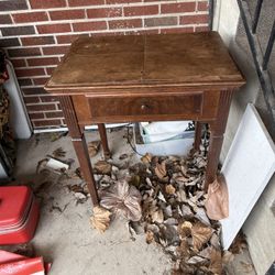 Antique Electric Singer Sewing Machine