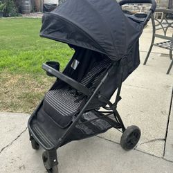 Graco light weight stroller 