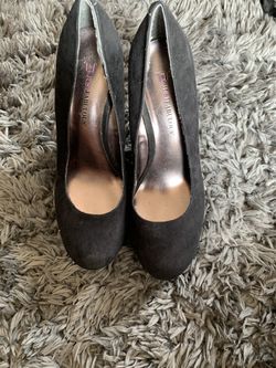 Women’s wedges size 7
