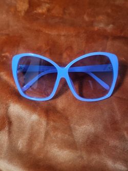 Beautiful lilac purple  women  shades