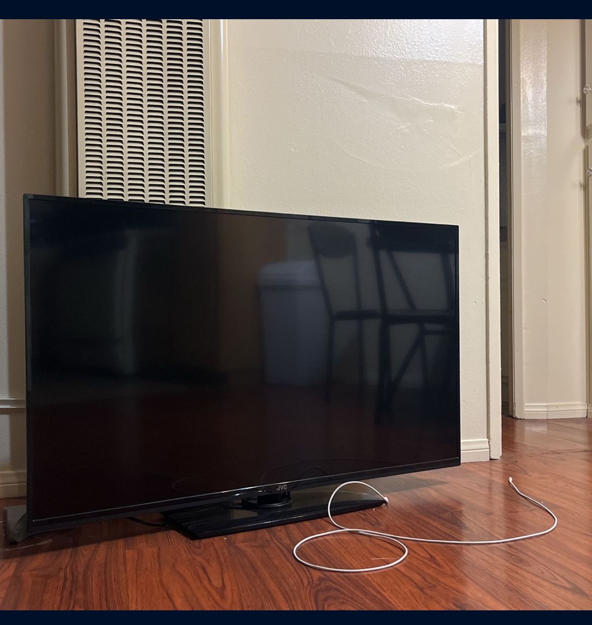 48” JVC TV With Roku Attachment