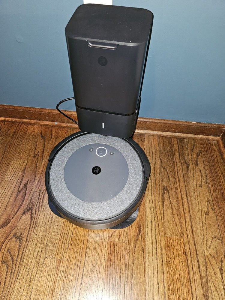 iRobot Roomba i3