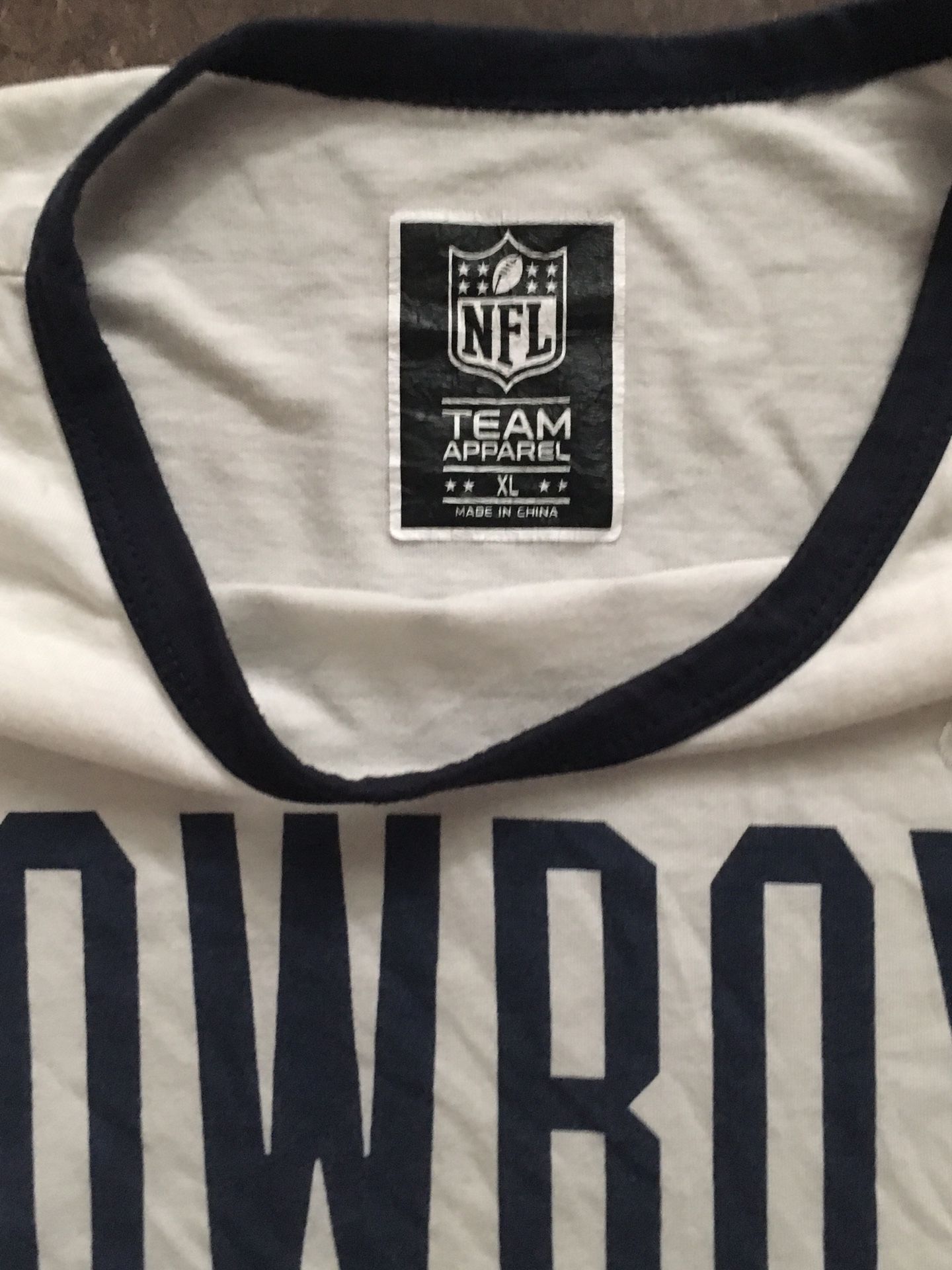 RED DALLAS COWBOYS T SHIRT XL for Sale in San Jose, CA - OfferUp