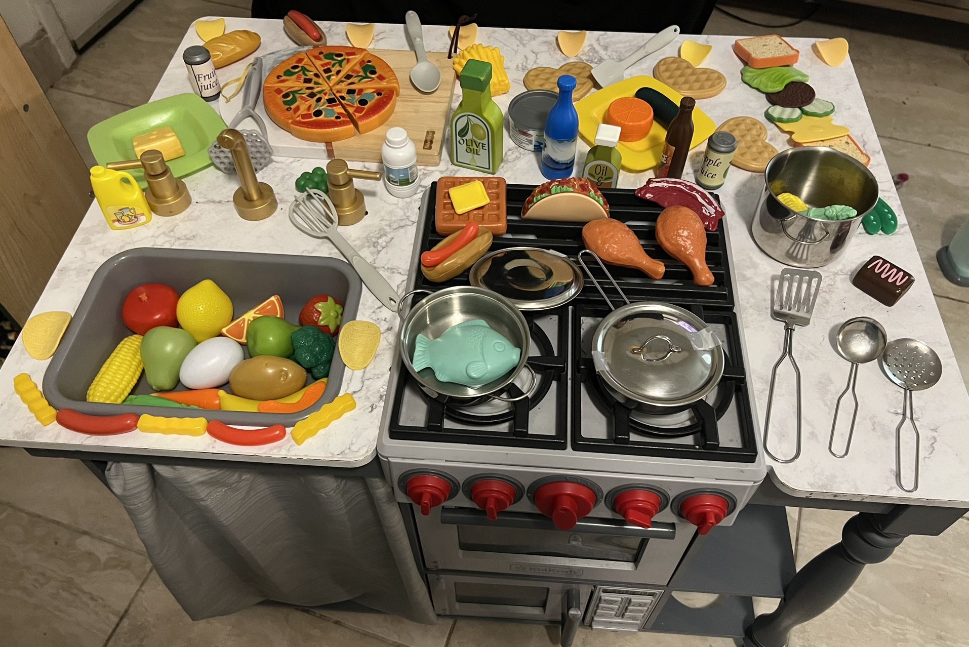 kid kraft wooden play kitchen