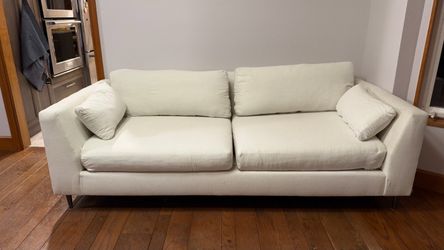 Crate & Barrel Avondale 72" Apartment Sofa — Pearl (retail $1,749)