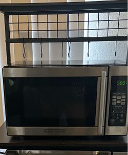 Black+Decker Stainless Steel Microwave